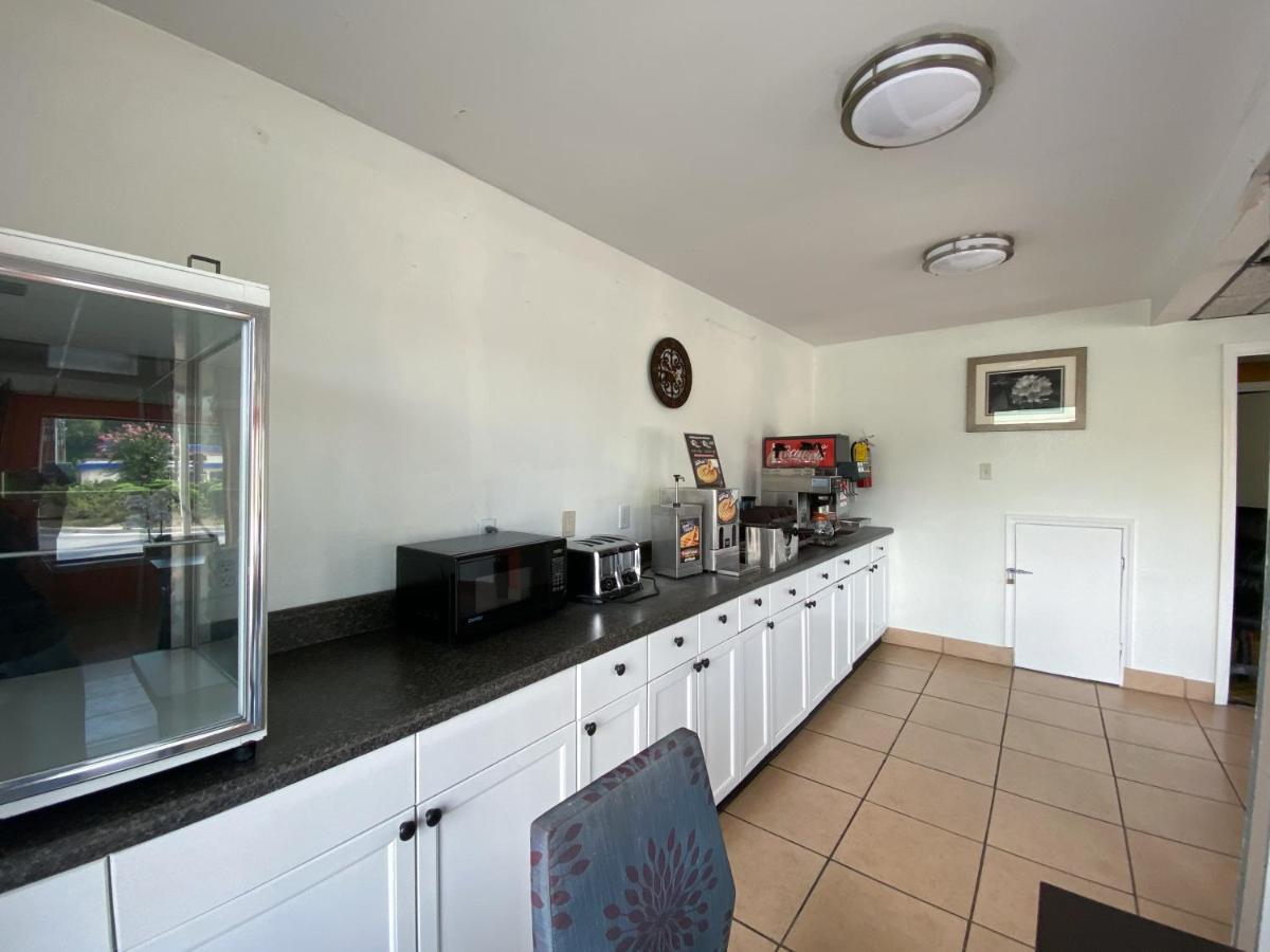 Royal Inn Richmond Hill- Savannah I-95 Εξωτερικό φωτογραφία