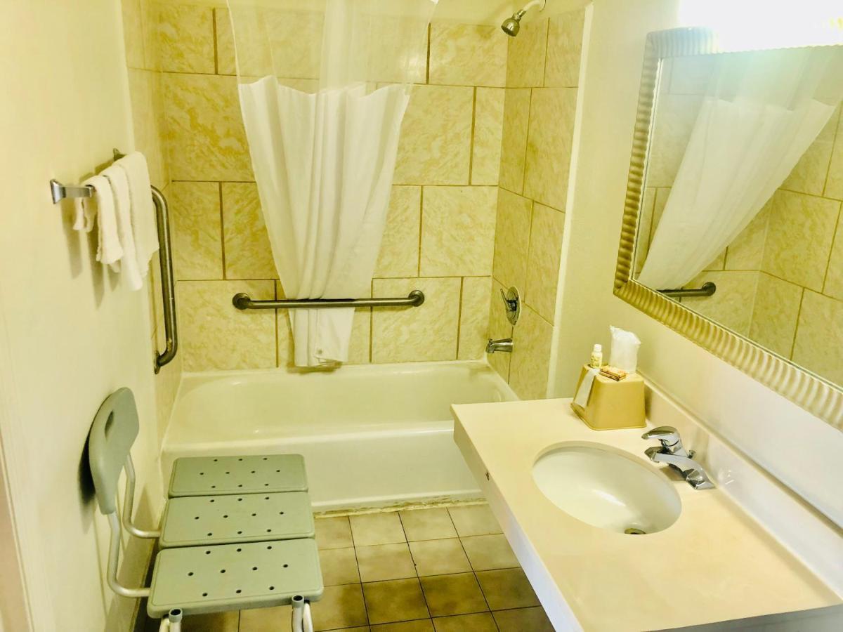 Royal Inn Richmond Hill- Savannah I-95 Εξωτερικό φωτογραφία